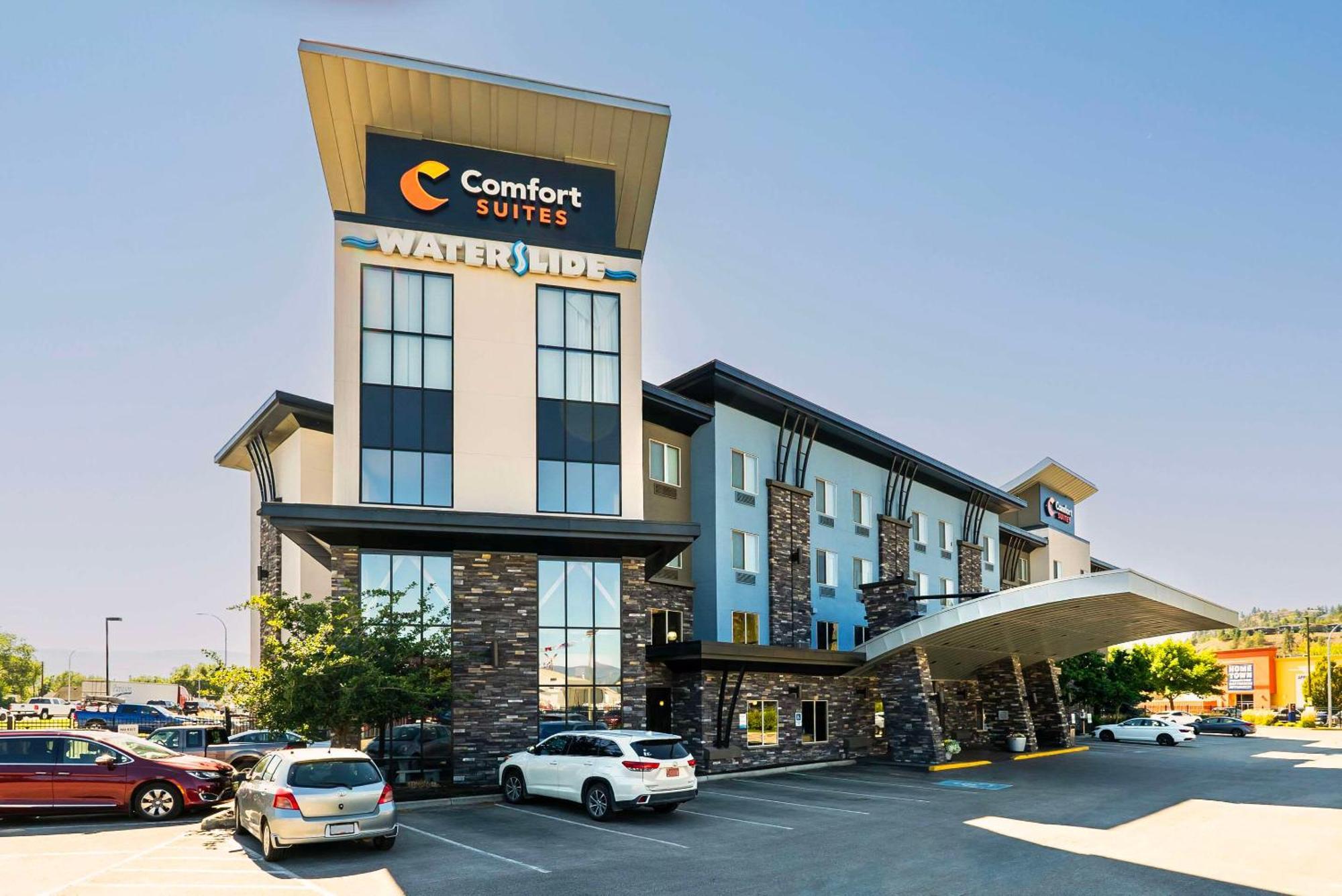 Comfort Suites Келоуна Екстер'єр фото